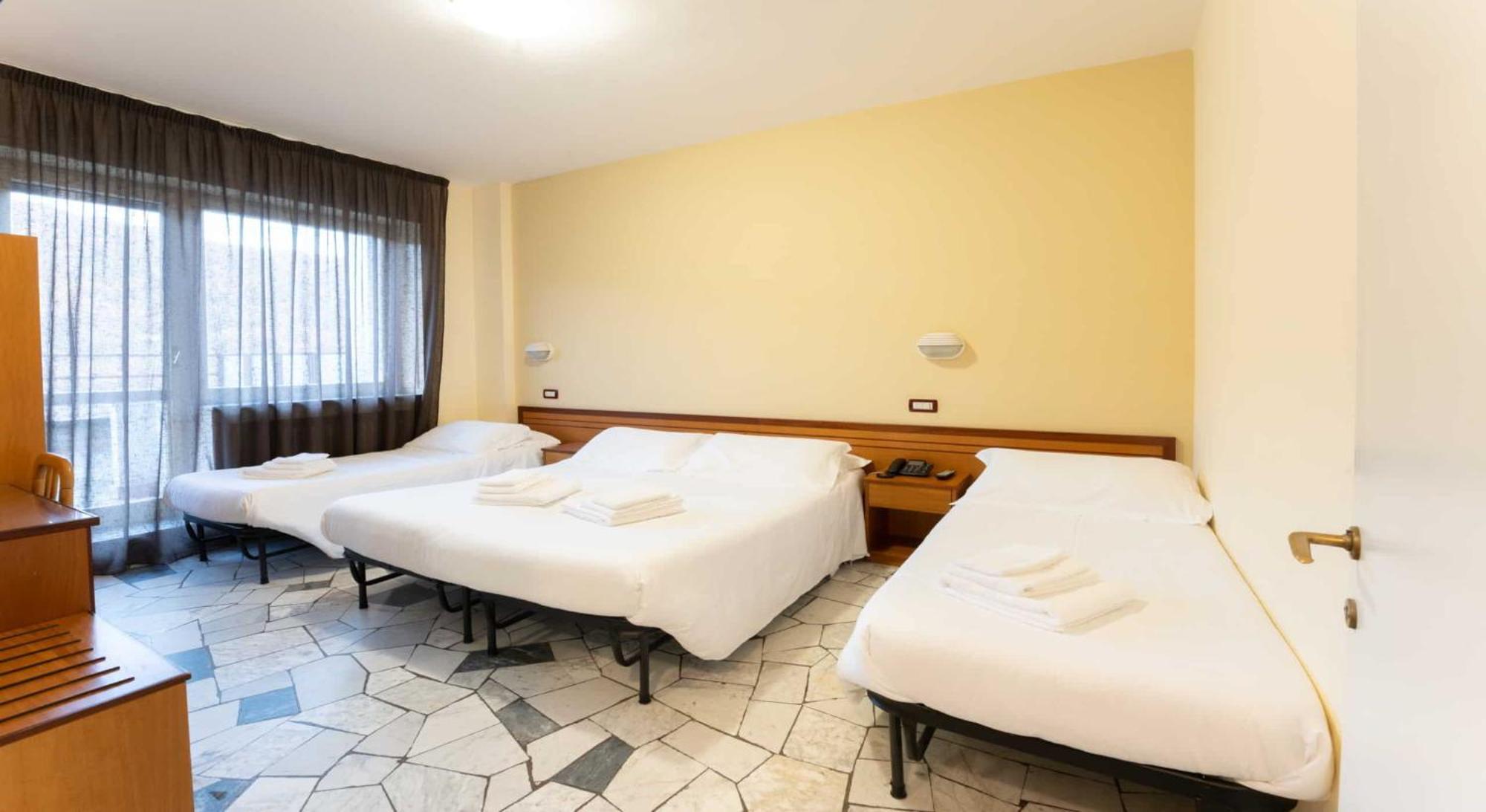 Hotel Delle Rose กาสเชีย ภายนอก รูปภาพ